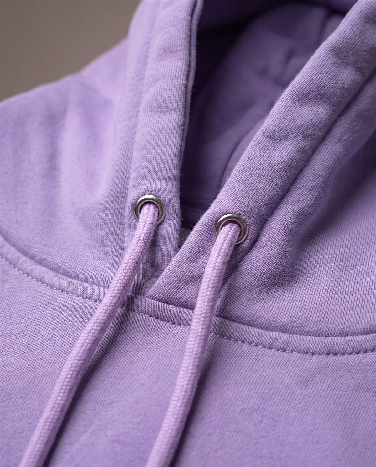 Hopper lilac pullover hoodie, hood drawcord and eyelet close-up